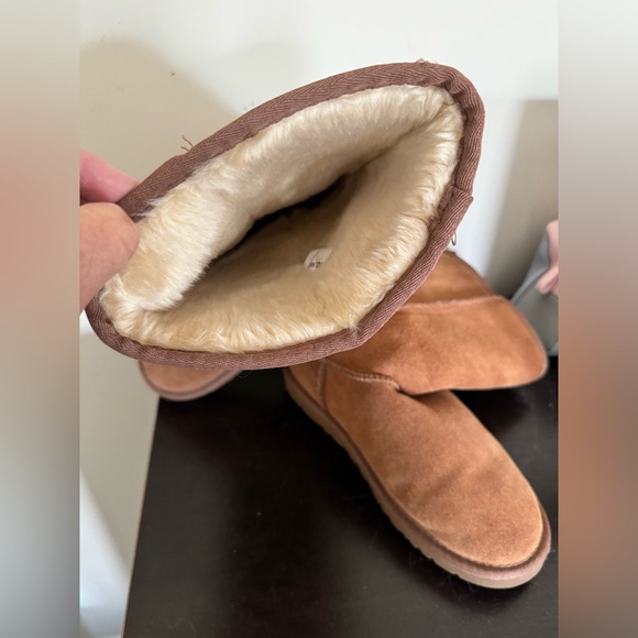 Ugg Australia - classic tall. Size 10W - Picture 2 of 5